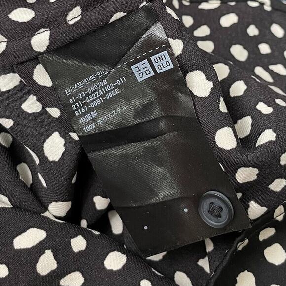 Uniqlo Black and White Polka Dot Blouse - Picture 6 of 9